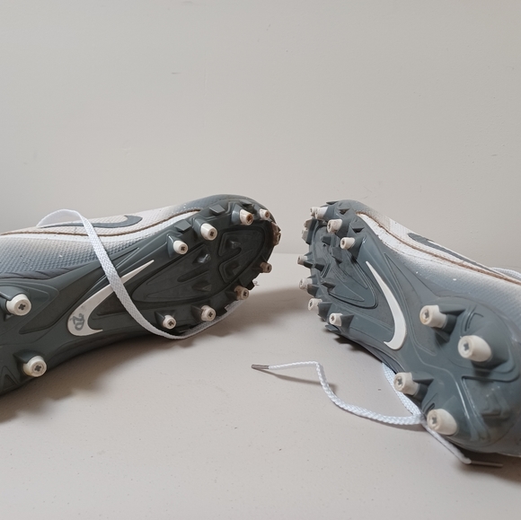 Football cleats - Picture 5 of 5